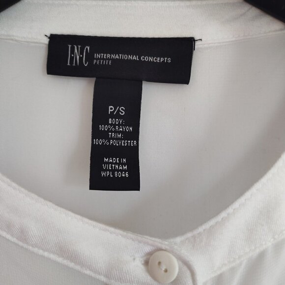 Ladies SZ PS INC WhiteThree-Quarter Sleeve Blouse - Picture 4 of 4